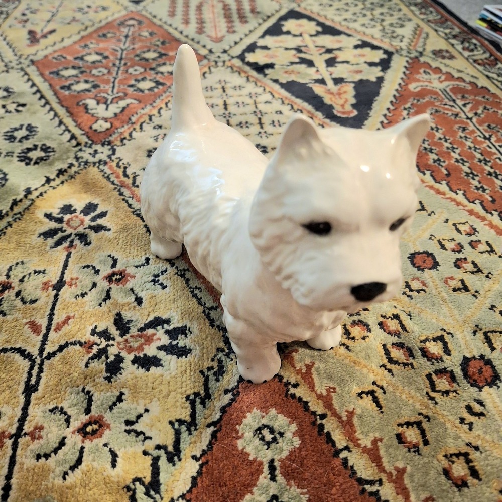 Beswick England West Highland White Terrier Dog Porcelain Figurine Retired